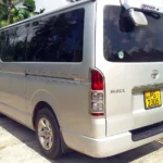 Island Walkers Toyota KDH van, side view – Island Walkers