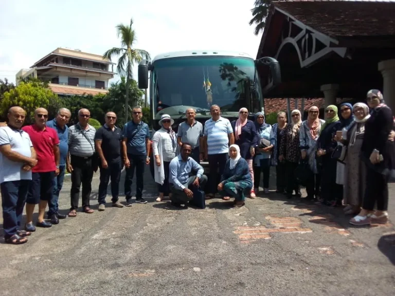 Group tour with the Island Walkers coach – Island Walkers