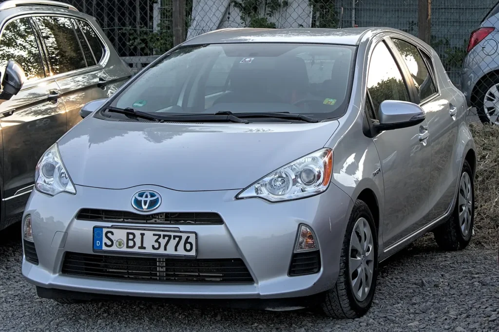 Toyota Aqua hybrid car for couples and airport transfers – Island Walkers